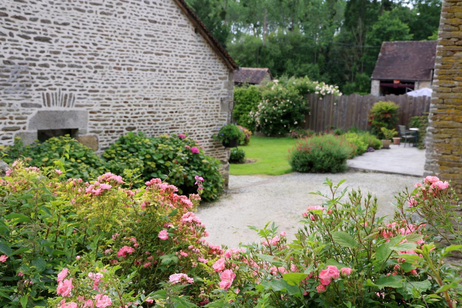 Chambre D'Hote Courtoux Saint-Denis-sur-Sarthon Exteriér fotografie